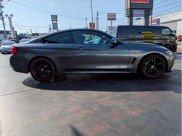 ４シリーズ ４２０ｉクーペ　Ｍスポーツ　純正ナビフルセグ　バックモニター　ＬＥＤヘッドライト　レーダークルーズ　レーンキープアシスト　パドルシフト　前後ドラレコ　シートヒーター　メモリー付きパワーシート　スマートキー２個　禁煙車ワンオーナー（4枚目）