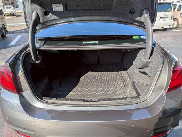 ４シリーズ ４２０ｉクーペ　Ｍスポーツ　純正ナビフルセグ　バックモニター　ＬＥＤヘッドライト　レーダークルーズ　レーンキープアシスト　パドルシフト　前後ドラレコ　シートヒーター　メモリー付きパワーシート　スマートキー２個　禁煙車ワンオーナー（15枚目）