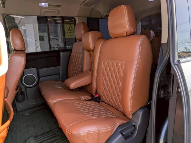 デリカＤ：５ Ｄ　パワーパッケージ　アルパイン９インチナビフルセグＴＶ　フリップダウンモニター　バックモニター　ＭＫＷ１６ＡＷ　リアラダー　ルーフキャリアー　シートカバー　両側電動パワースライドドア　ＥＴＣ　スマートキー２個　ＥＴＣ（14枚目）