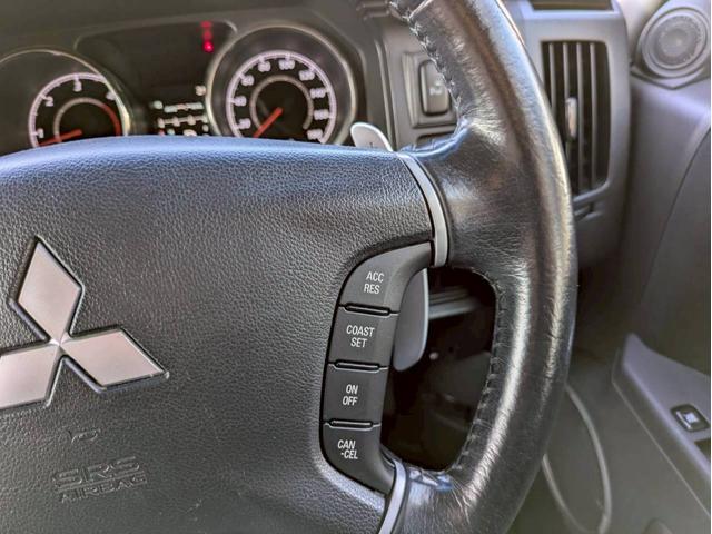 デリカＤ：５ Ｄ　パワーパッケージ　アルパイン９インチナビフルセグＴＶ　フリップダウンモニター　バックモニター　ＭＫＷ１６ＡＷ　リアラダー　ルーフキャリアー　シートカバー　両側電動パワースライドドア　ＥＴＣ　スマートキー２個　ＥＴＣ（27枚目）