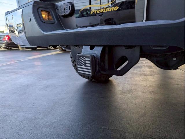 タンドラ クルーマックス SR5 TRDオフロードPKG 新車並行 3インチリフトアップビルシュタインサス 社外20AW 社外マフラー グリルガード・オーバーフェンダーチッピング塗装 サイドステップ 社外ナビフルセグ バックモニター(35枚目)