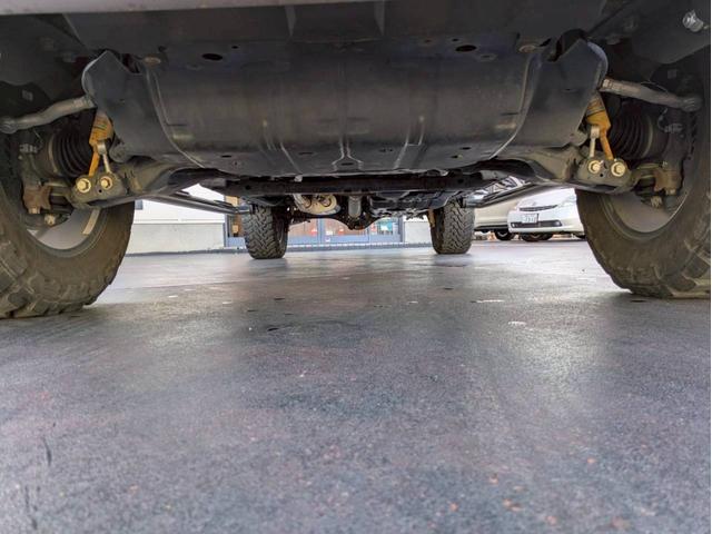 タンドラ クルーマックス SR5 TRDオフロードPKG 新車並行 3インチリフトアップビルシュタインサス 社外20AW 社外マフラー グリルガード・オーバーフェンダーチッピング塗装 サイドステップ 社外ナビフルセグ バックモニター(45枚目)