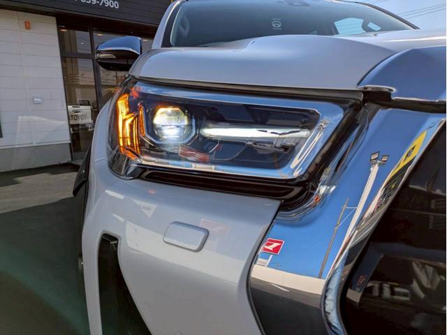 ハイラックス Ｚ　２インチリフトアップ　ＴＲＤホイール　社外テールランプ（純正あり）　オーバーフェンダー　トノカバー　ＴＲＤアンダーカバー　純正ナビ　パノラマモニター　前後ドライブレコーダー　ワンオーナー禁煙車　ＥＴＣ（32枚目）