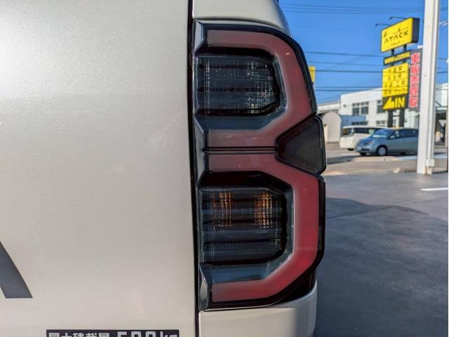 ハイラックス Ｚ　２インチリフトアップ　ＴＲＤホイール　社外テールランプ（純正あり）　オーバーフェンダー　トノカバー　ＴＲＤアンダーカバー　純正ナビ　パノラマモニター　前後ドライブレコーダー　ワンオーナー禁煙車　ＥＴＣ（38枚目）