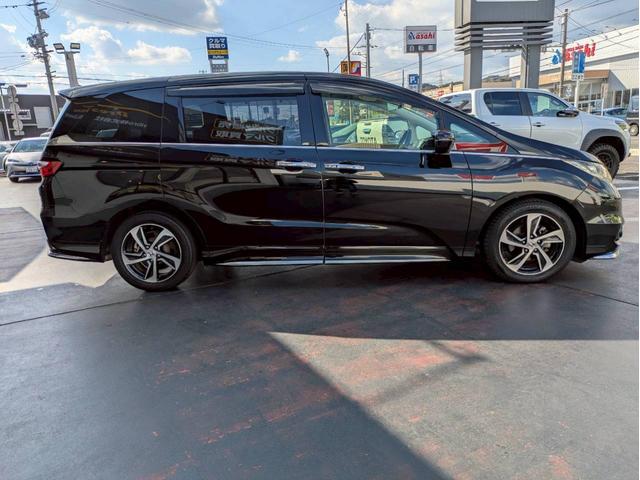 オデッセイ アブソルート・Xホンダセンシング 純正ナビ フルセグTV 純正フリップダウンモニター バックモニター 両側電動パワースライドドア ホンダセイシング レーダークルーズ LEDヘッドライト ドライブレコーダー スマートキー2個 禁煙車(4枚目)