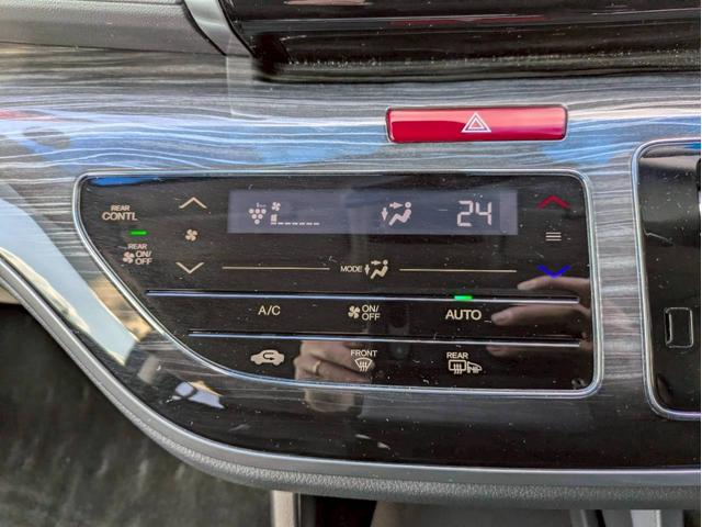 オデッセイ アブソルート・Xホンダセンシング 純正ナビ フルセグTV 純正フリップダウンモニター バックモニター 両側電動パワースライドドア ホンダセイシング レーダークルーズ LEDヘッドライト ドライブレコーダー スマートキー2個 禁煙車(23枚目)