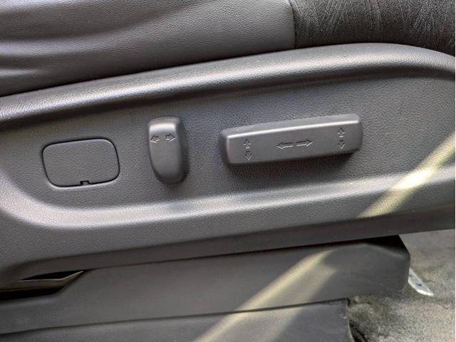 オデッセイ アブソルート・Xホンダセンシング 純正ナビ フルセグTV 純正フリップダウンモニター バックモニター 両側電動パワースライドドア ホンダセイシング レーダークルーズ LEDヘッドライト ドライブレコーダー スマートキー2個 禁煙車(33枚目)