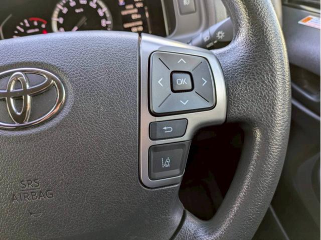 ハイエースコミューター スーパーロングGL 構造変更10人乗り普通免許OK トランポ仕様 ナビフルセグ パノラマモニター デジタルインナーミラー 電動スライドドア 社外エアロ ローダウン ワンオーナー 8ナンバー登録 LEDヘッドライト 禁煙車(25枚目)