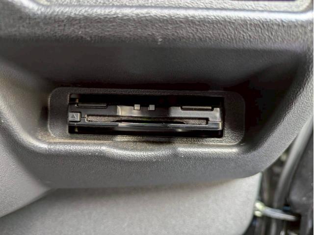 ハイエースコミューター スーパーロングGL 構造変更10人乗り普通免許OK トランポ仕様 ナビフルセグ パノラマモニター デジタルインナーミラー 電動スライドドア 社外エアロ ローダウン ワンオーナー 8ナンバー登録 LEDヘッドライト 禁煙車(28枚目)