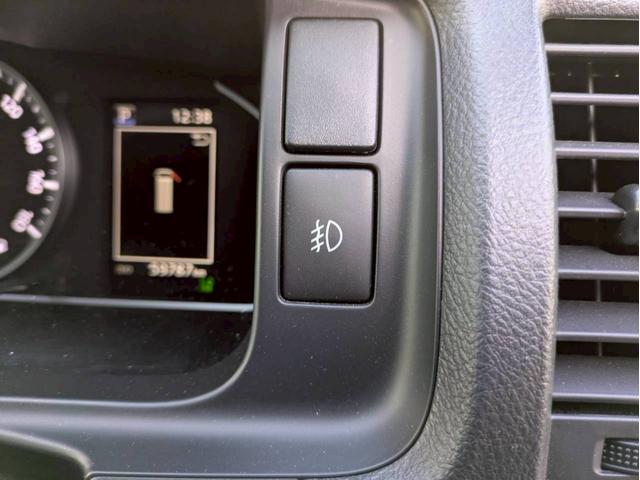 ハイエースコミューター スーパーロングGL 構造変更10人乗り普通免許OK トランポ仕様 ナビフルセグ パノラマモニター デジタルインナーミラー 電動スライドドア 社外エアロ ローダウン ワンオーナー 8ナンバー登録 LEDヘッドライト 禁煙車(32枚目)