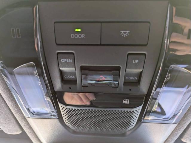 ランドクルーザー２５０ ＶＸ　純正１２．３インチナビ　フルセグ　ＪＢＬサウンドシステム　パノラマモニター　サンルーフ　デジタルインナーミラー　レザーシート　パワーシート　エアシート　　スマートキー２個　ワンオーナー禁煙車　ＢＳＭ（27枚目）