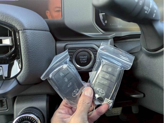 ランドクルーザー２５０ ＶＸ　純正１２．３インチナビ　フルセグ　ＪＢＬサウンドシステム　パノラマモニター　サンルーフ　デジタルインナーミラー　レザーシート　パワーシート　エアシート　　スマートキー２個　ワンオーナー禁煙車　ＢＳＭ（29枚目）