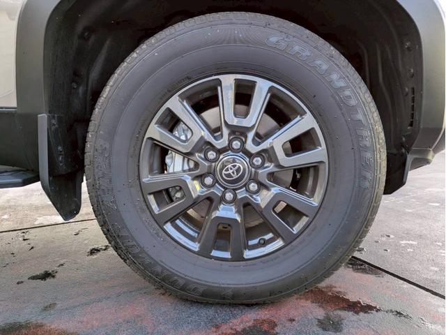 ランドクルーザー２５０ ＶＸ　純正１２．３インチナビ　フルセグ　ＪＢＬサウンドシステム　パノラマモニター　サンルーフ　デジタルインナーミラー　レザーシート　パワーシート　エアシート　　スマートキー２個　ワンオーナー禁煙車　ＢＳＭ（38枚目）