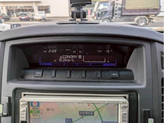 パジェロ ロング　エクシード　新品サス２インチリフトアップ　社外１７ＡＷ　ジオランダーＭ／Ｔ　サイドステップ・グリル・オーバーフェンダー・ミラー・アンダーカバーチッピング塗装　レザーシート　ナビ　バックモニター　ワンオーナー禁煙車（18枚目）