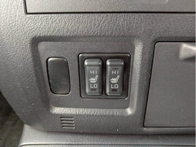 パジェロ ロング　エクシード　新品サス２インチリフトアップ　社外１７ＡＷ　ジオランダーＭ／Ｔ　サイドステップ・グリル・オーバーフェンダー・ミラー・アンダーカバーチッピング塗装　レザーシート　ナビ　バックモニター　ワンオーナー禁煙車（23枚目）