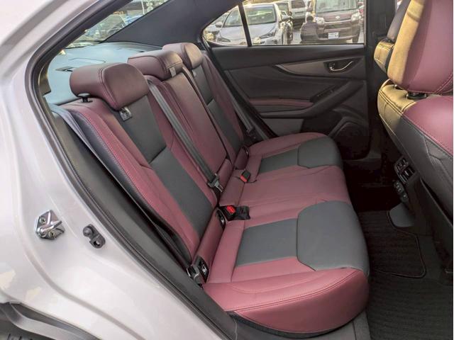 ＷＲＸ Ｓ４ ＳＴＩスポーツＲ　ＥＸ　１１．６インチナビ　フルセグＴＶ　サイド・バックモニター　レザーシート　メモリー付きパワーシート　ドライブレコーダー　レーダークルーズコントロール　シートヒーター　ワンオーナー禁煙車　スマートキー２個（13枚目）