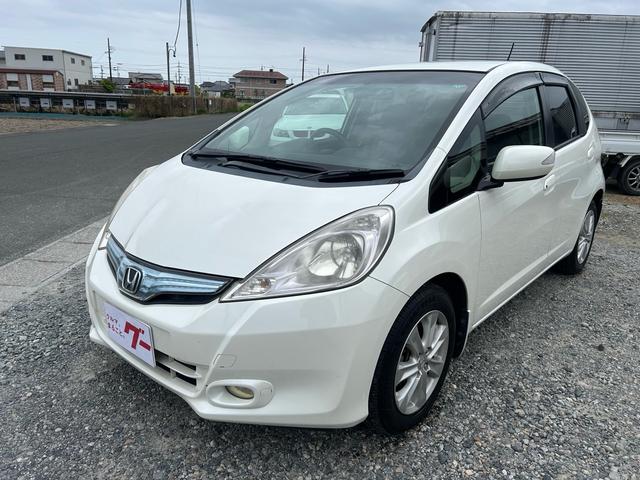 フィットハイブリッド ナビプレミアムセレクション パワーウィンドウ シートヒーター付 リヤカメラ HDDナビ オートライト ナビ・TV AUTOエアコン ETC車載器(10枚目)