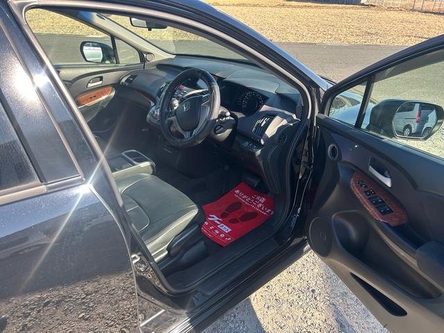 オデッセイ Mエアロパッケージ キーフリー ETC車載器 電動格納ドアミラー ワンセグ ミュージックプレイヤー接続可 USB入力 バックカメ スマ-トキ- Aライト(18枚目)