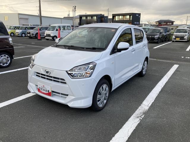 ミライース Ｘ　ＳＡＩＩＩ　１４インチフルホイールキャップ　ＬＥＤヘッドランプ　電動格納式（カラード）ドアミラー　自発光式デジタルメーターブルーイルミネーションメーター　マニュアルエアコン（ダイヤル式）　キーレスエントリー（6枚目）