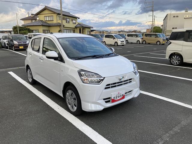 ミライース Ｘ　ＳＡＩＩＩ　１４インチフルホイールキャップ　ＬＥＤヘッドランプ　電動格納式（カラード）ドアミラー　自発光式デジタルメーターブルーイルミネーションメーター　マニュアルエアコン（ダイヤル式）　キーレスエントリー（7枚目）
