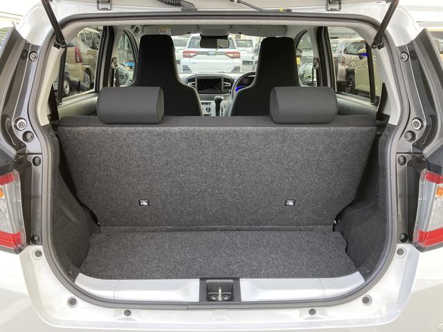 ミライース Ｘ　ＳＡＩＩＩ　１４インチフルホイールキャップ　ＬＥＤヘッドランプ　電動格納式（カラード）ドアミラー　自発光式デジタルメーターブルーイルミネーションメーター　マニュアルエアコン（ダイヤル式）　キーレスエントリー（12枚目）