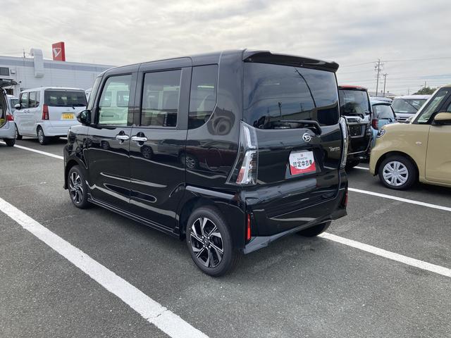タント カスタムＸ　１４インチアルミホイール　大型エアロバンパー　フルＬＥＤヘッドランプ　オート格納式カラードドアミラー　両側パワースライドドア　キーフリーシステム　プッシュボタンスタート（9枚目）