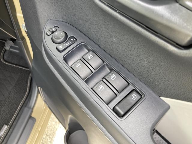 タント Ｘ　１４インチフルホイールキャップ　フルＬＥＤヘッドランプ　オート格納式カラードドアミラー　左側パワースライドドア　ＴＦＴカラーマルチインフォメーションディスプレイ　フルファブリックシート（18枚目）