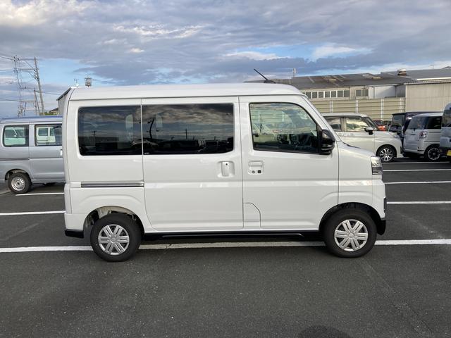 アトレー ＲＳ　１２インチフルホイールキャップ　オートエアコン　キーフリーシステム　スペアタイヤ　ＬＥＤヘッドランプ　パワースライドドア（両側）（5枚目）
