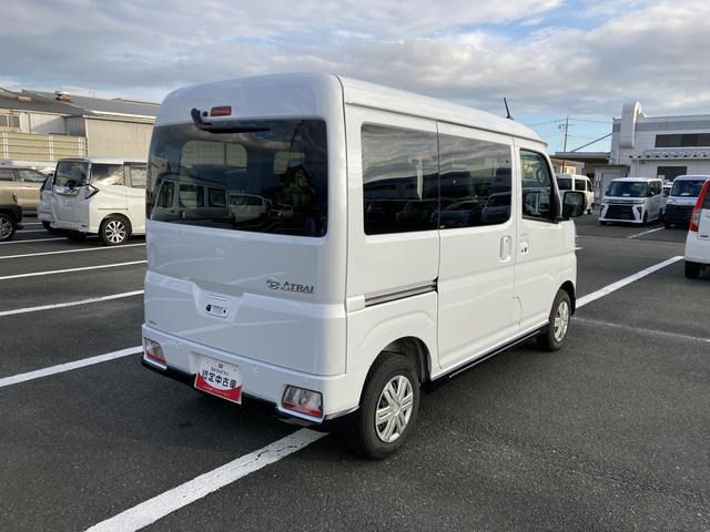 アトレー ＲＳ　１２インチフルホイールキャップ　オートエアコン　キーフリーシステム　スペアタイヤ　ＬＥＤヘッドランプ　パワースライドドア（両側）（8枚目）
