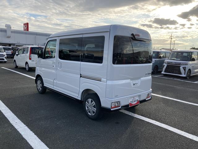アトレー ＲＳ　１２インチフルホイールキャップ　オートエアコン　キーフリーシステム　スペアタイヤ　ＬＥＤヘッドランプ　パワースライドドア（両側）（9枚目）