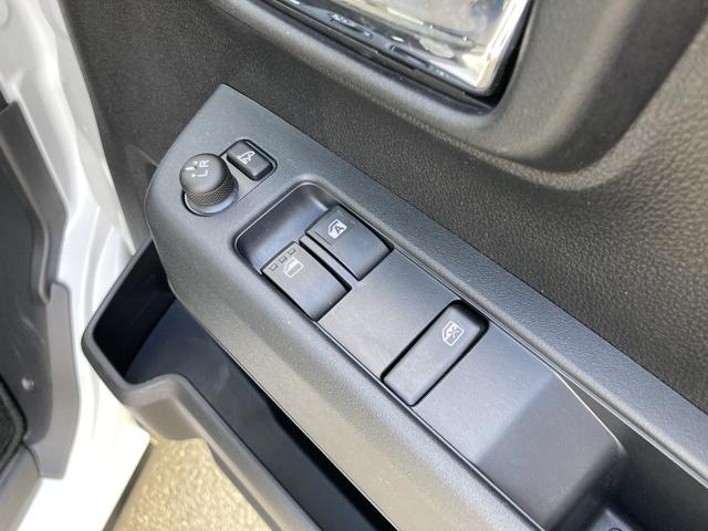 アトレー ＲＳ　１２インチフルホイールキャップ　オートエアコン　キーフリーシステム　スペアタイヤ　ＬＥＤヘッドランプ　パワースライドドア（両側）（18枚目）