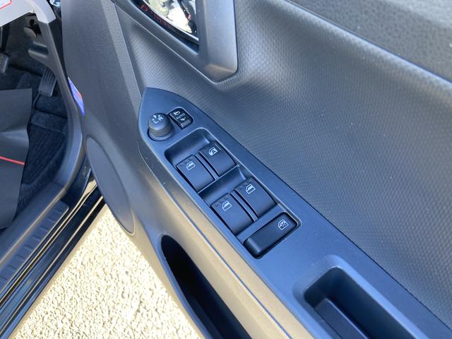 ミライース Ｇ　リミテッドＳＡＩＩＩ　１４インチアルミホイール　ＬＥＤヘッドランプ　オート格納式カラードドアミラー　自発光式デジタルメーターブルーイルミネーションメーター　オートエアコン（プッシュ式）　キーフリーシステム（18枚目）