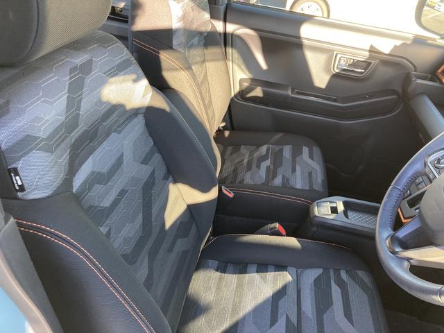 タフト Gターボ 15インチアルミホイール オートレベリング機能付フルLEDヘッドランプ LEDフォグランプ 本革巻ステアリングホイール 本革巻インパネセンターシフト TFTカラーマルチインフォメーションディスプレイ(13枚目)