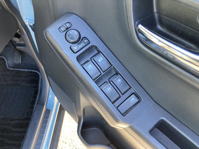 タフト Gターボ 15インチアルミホイール オートレベリング機能付フルLEDヘッドランプ LEDフォグランプ 本革巻ステアリングホイール 本革巻インパネセンターシフト TFTカラーマルチインフォメーションディスプレイ(18枚目)