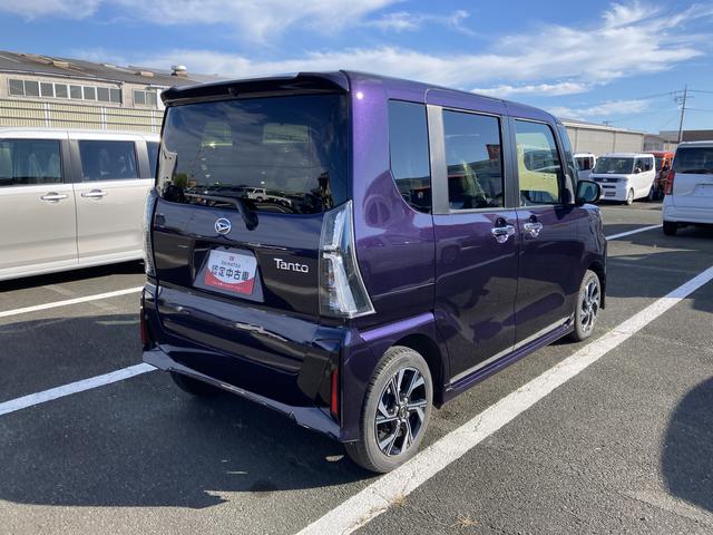タント カスタムＸ　１４インチアルミホイール　大型エアロバンパー　フルＬＥＤヘッドランプ　オート格納式カラードドアミラー　両側パワースライドドア　キーフリーシステム　プッシュボタンスタート（8枚目）