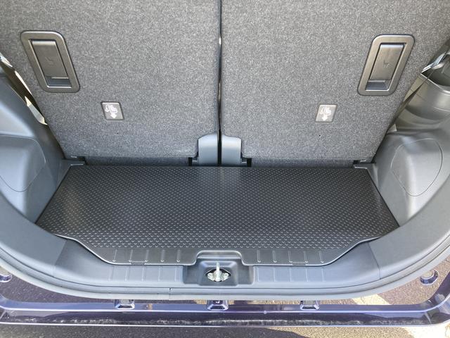 タント カスタムＸ　１４インチアルミホイール　大型エアロバンパー　フルＬＥＤヘッドランプ　オート格納式カラードドアミラー　両側パワースライドドア　キーフリーシステム　プッシュボタンスタート（19枚目）