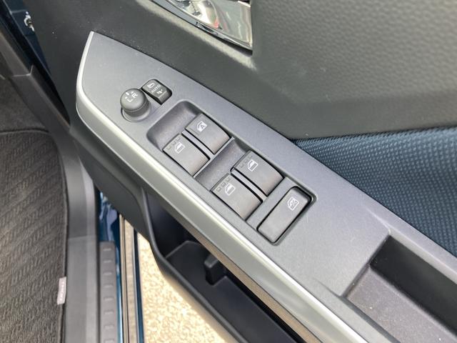 トール カスタムG LEDヘッドランプ キーフリーシステム プッシュボタンスタート オートエアコン(プッシュ式) 両側パワースライドドア マルチインフォメーションディスプレイ(19枚目)