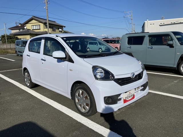 ミライース Ｌ　ＳＡ　フルホイールキャップ　マニュアルエアコン（ダイヤル式）　集中ドアロック　ハロゲンヘッドライト　パワーウィンドウ　可変等式ドアミラー（7枚目）