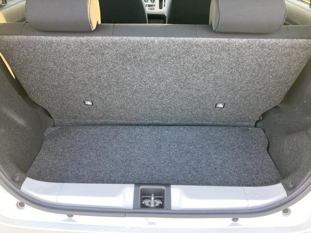 ミライース Ｘ　ＳＡＩＩＩ　１４インチフルホイールキャップ　ＬＥＤヘッドランプ　電動格納式（カラード）ドアミラー　自発光式デジタルメーターブルーイルミネーションメーター　マニュアルエアコン（ダイヤル式）　キーレスエントリー（19枚目）