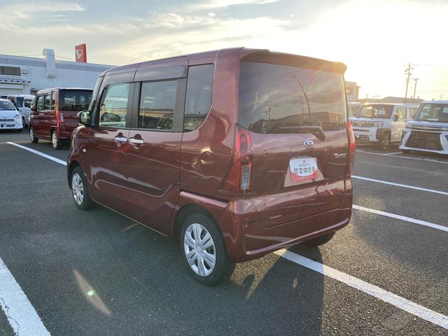 タント X 14インチフルホイールキャップ フルLEDヘッドランプ オート格納式カラードドアミラー 左側パワースライドドア TFTカラーマルチインフォメーションディスプレイ フルファブリックシート(9枚目)