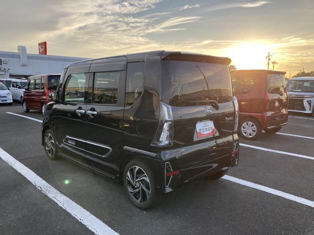 タント カスタムRSスタイルセレクション 15インチアルミホイール 大型エアロバンパー フルLEDヘッドランプ オート格納式カラードドアミラー 革巻ステアリングホイール 両側パワースライドドア(9枚目)