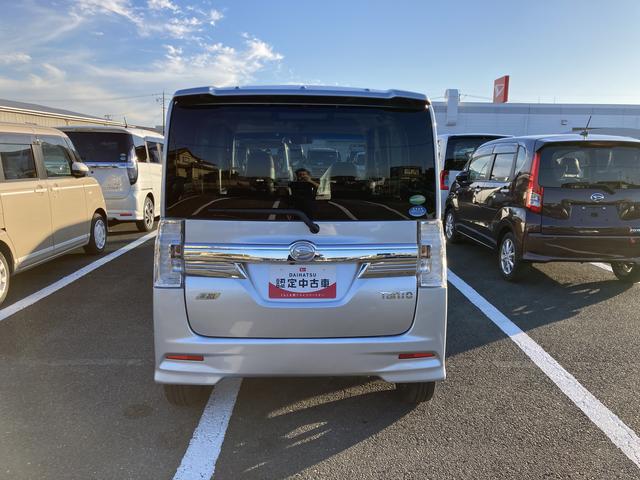 タント カスタムRS トップエディションSA 15インチアルミホイール 大型エアロバンパー LEDヘッドランプ オート格納式カラードドアミラー 本革巻ステアリングホイール 両側パワースライドドア(3枚目)