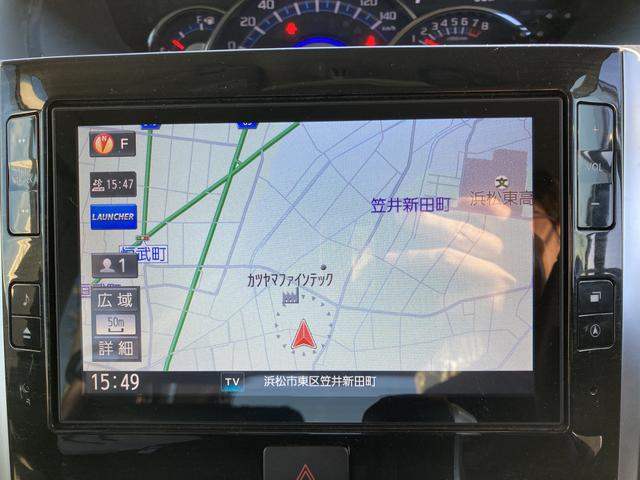 タント カスタムRS トップエディションSA 15インチアルミホイール 大型エアロバンパー LEDヘッドランプ オート格納式カラードドアミラー 本革巻ステアリングホイール 両側パワースライドドア(10枚目)