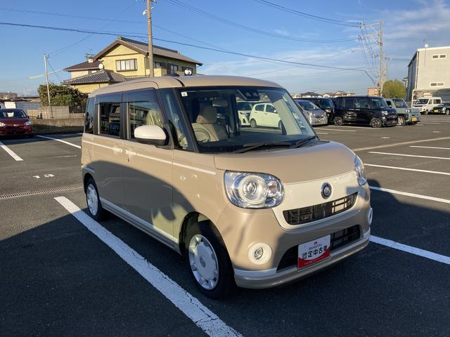 ムーヴキャンバス ＧホワイトアクセントＶＳ　ＳＡＩＩＩ　１４インチフルホイールキャップ　ＬＥＤヘッドランプ　キーフリーシステム　両側パワースライドドア　オートエアコン（プッシュ式）　オートライト　置きラクボックス（7枚目）