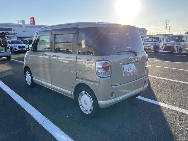 ムーヴキャンバス ＧホワイトアクセントＶＳ　ＳＡＩＩＩ　１４インチフルホイールキャップ　ＬＥＤヘッドランプ　キーフリーシステム　両側パワースライドドア　オートエアコン（プッシュ式）　オートライト　置きラクボックス（9枚目）