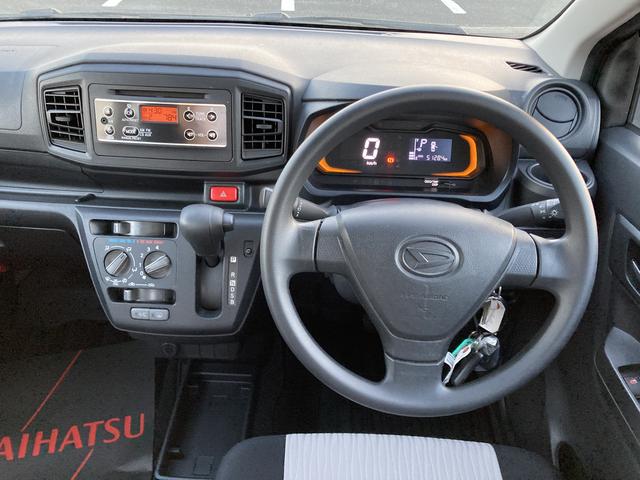 ミライース Ｌ　ＳＡＩＩＩ　１３インチフルホイールキャップ　マルチリフレクターハロゲンヘッドランプ　可倒式ドアミラー　自発光式デジタルメーターアンバーイルミネーションメーター　マニュアルエアコン（ダイヤル式）　キーレスエントリー（16枚目）