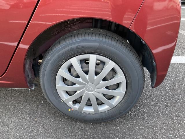 ミライース Ｌ　ＳＡＩＩＩ　１３インチフルホイールキャップ　マルチリフレクターハロゲンヘッドランプ　可倒式ドアミラー　自発光式デジタルメーターアンバーイルミネーションメーター　マニュアルエアコン（ダイヤル式）　キーレスエントリー（20枚目）