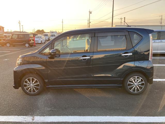 ムーヴ カスタム　ＸリミテッドＩＩ　ＳＡＩＩＩ　１４インチアルミホイール　ウレタンインパネセンターシフト　スーパーＵＶＩＲカットガラス（フロントドア）　ＬＥＤヘッドランプ　自発光式２眼メーター　ＴＦＴカラーマルチインフォメーションディスプレイ（4枚目）