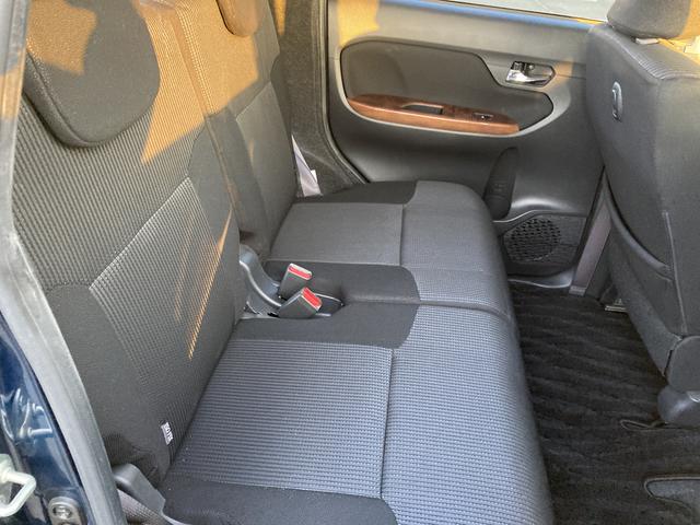 ムーヴ カスタム　ＸリミテッドＩＩ　ＳＡＩＩＩ　１４インチアルミホイール　ウレタンインパネセンターシフト　スーパーＵＶＩＲカットガラス（フロントドア）　ＬＥＤヘッドランプ　自発光式２眼メーター　ＴＦＴカラーマルチインフォメーションディスプレイ（14枚目）