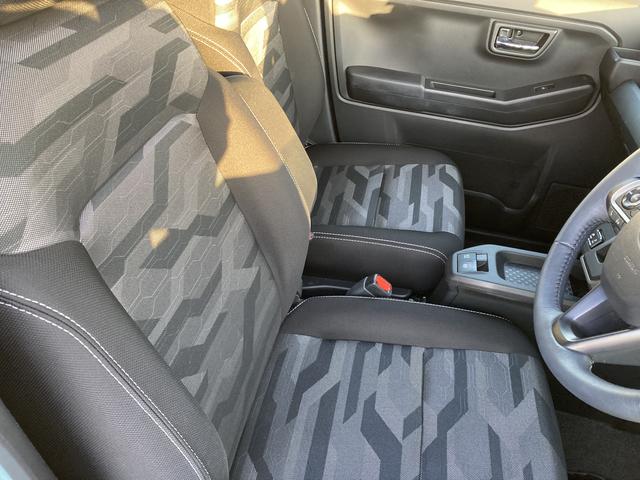 タフト Gターボ クロムベンチャー 15インチアルミホイール(シルバー塗装) オートレベリング機能付フルLEDヘッドランプ LEDフォグランプ 本革巻ステアリングホイール 本革巻インパネセンターシフト(13枚目)